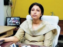 IAS Chinmayee Gopal met with accident, escapes unhurt 