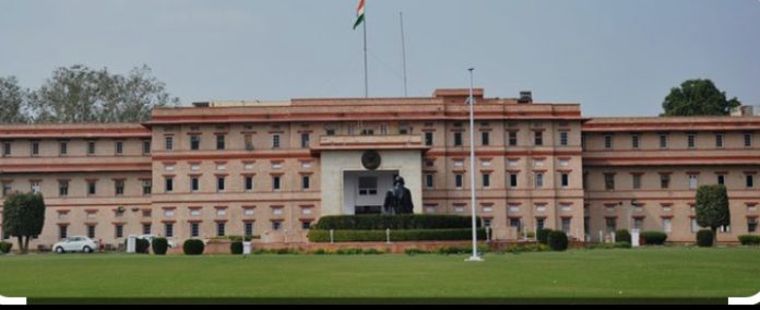 Bureaucratic reshuffle hangs fire, officers play wait and watch