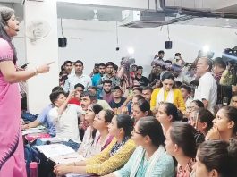 Mayor Somya Gurjar cracks down on coaching centres, seals two